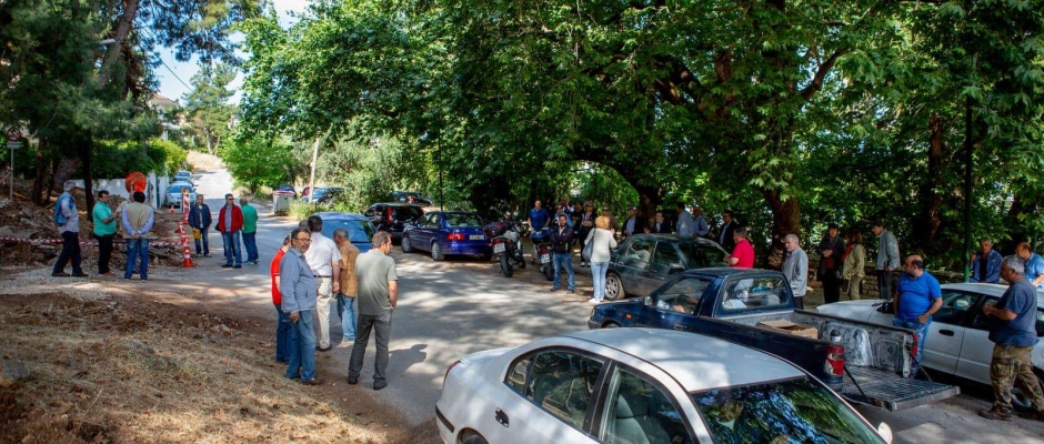 Διαμαρτυρία στο Κεφαλόβρυσο ενάντια στην κοπή δένδρων